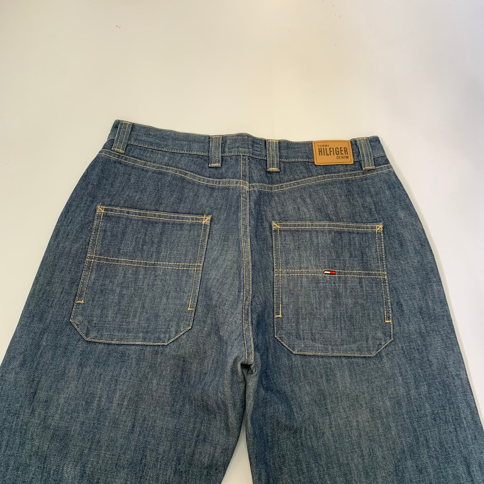 T0MMY HILFIGER JEANS