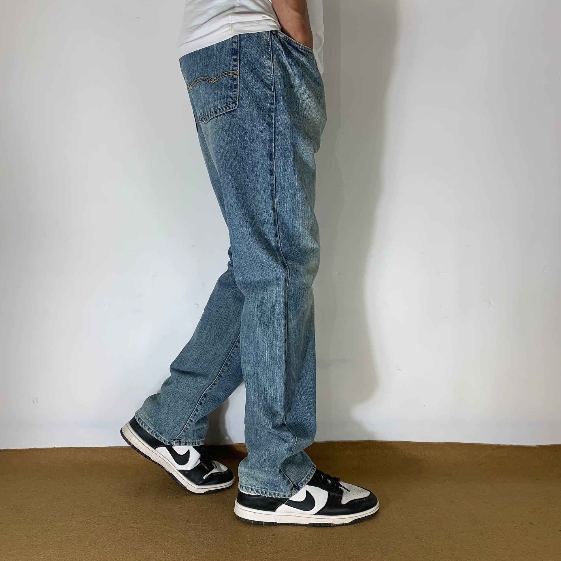 AMERICAN EAGLE VINTAGE