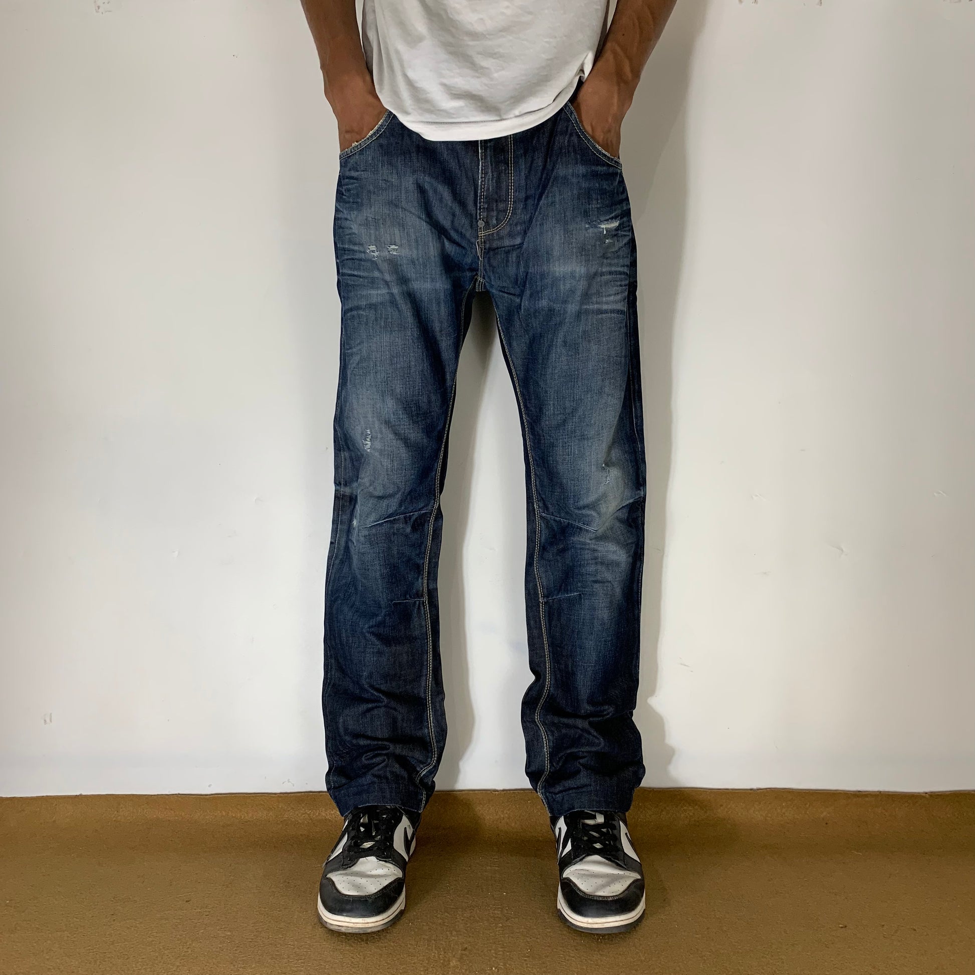 PULL AND BEAR JEANS