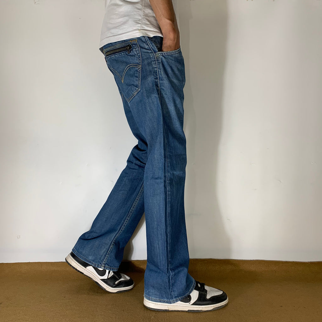 LEVI’s 512 JEANS