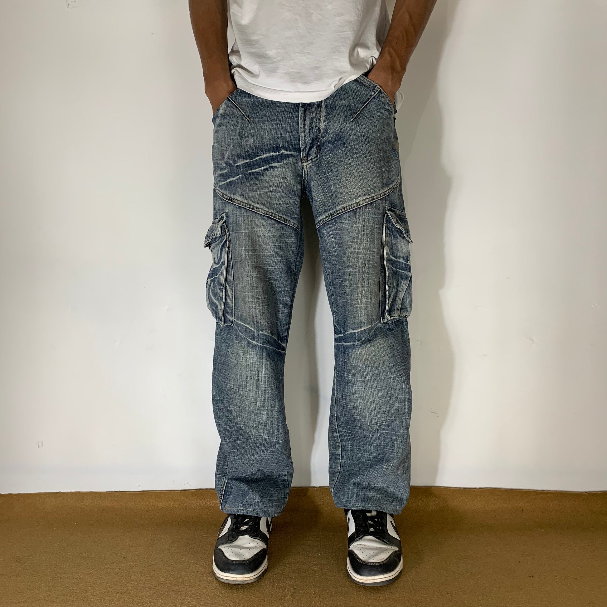 VINTAGE CARGO
