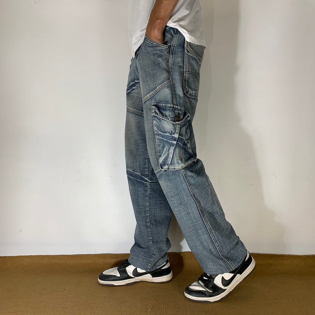 VINTAGE CARGO