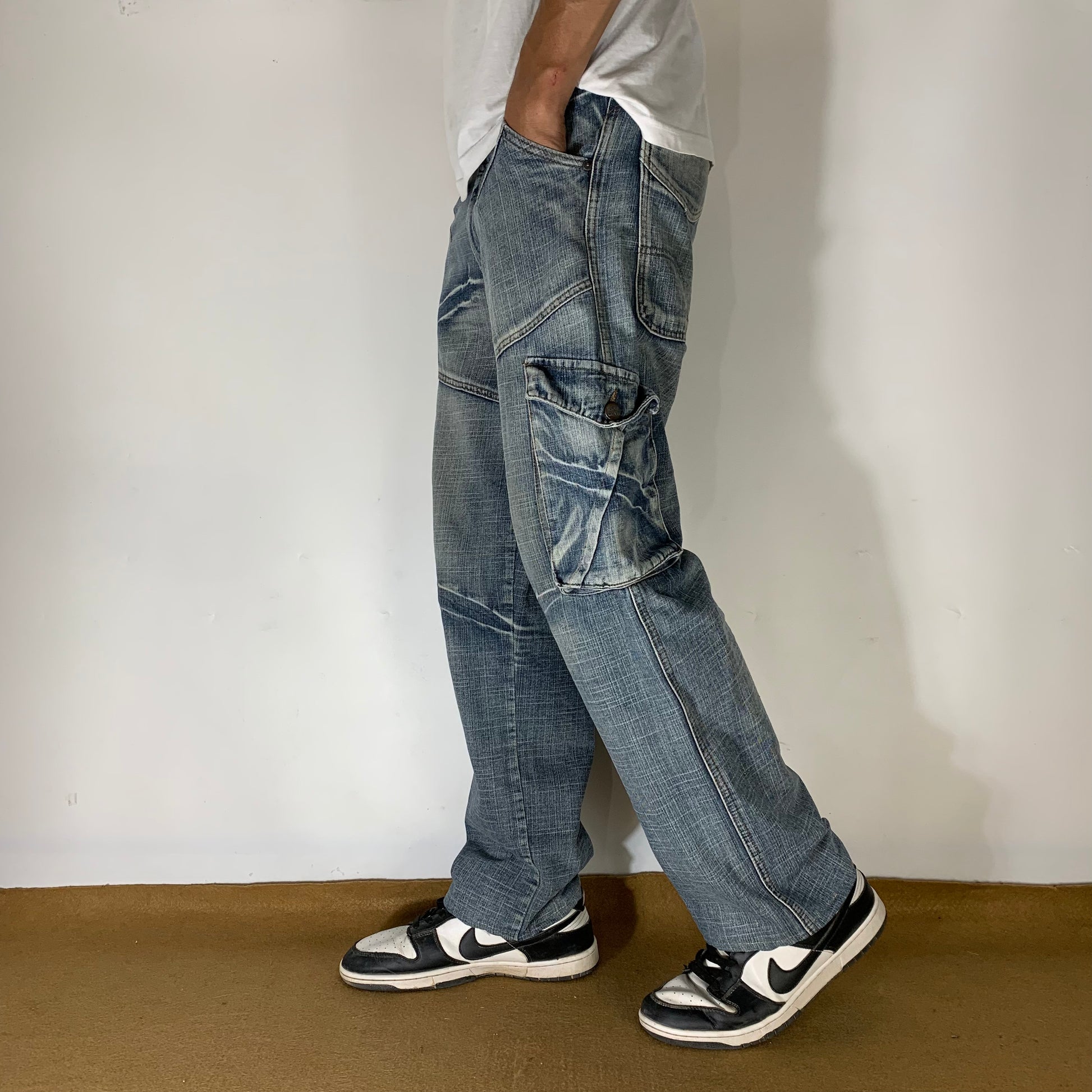VINTAGE CARGO