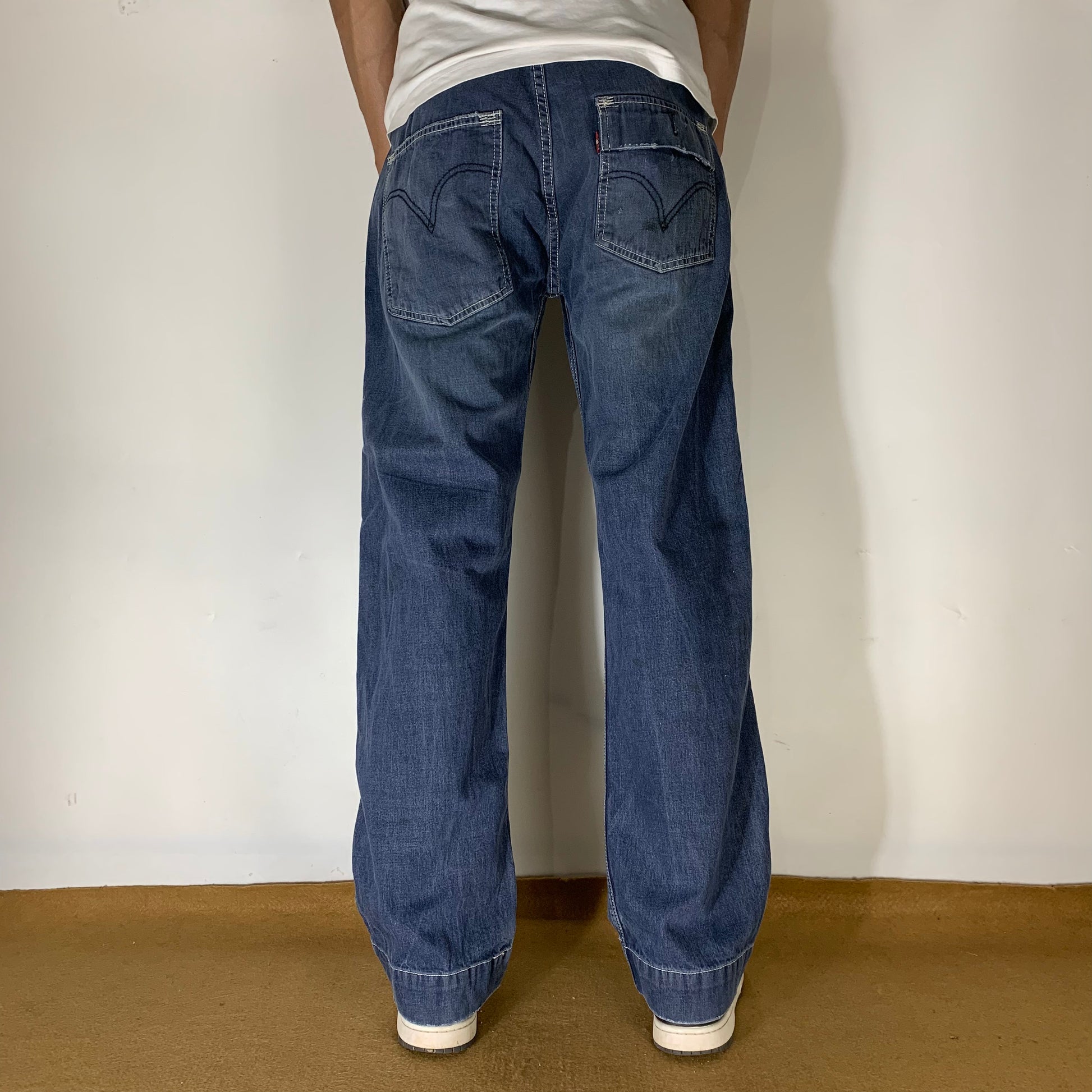 VINTAGE LEVI’s 880