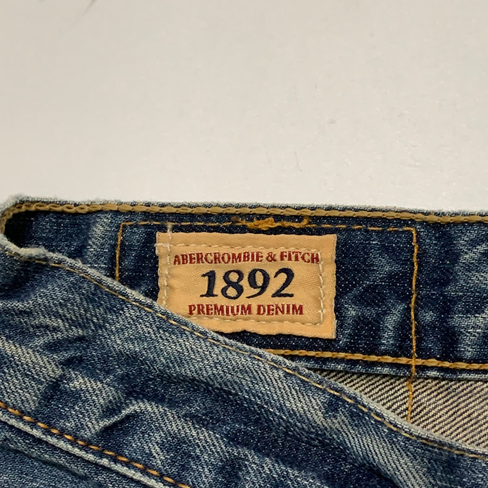 ABERCROMBIE & FITCH JEANS