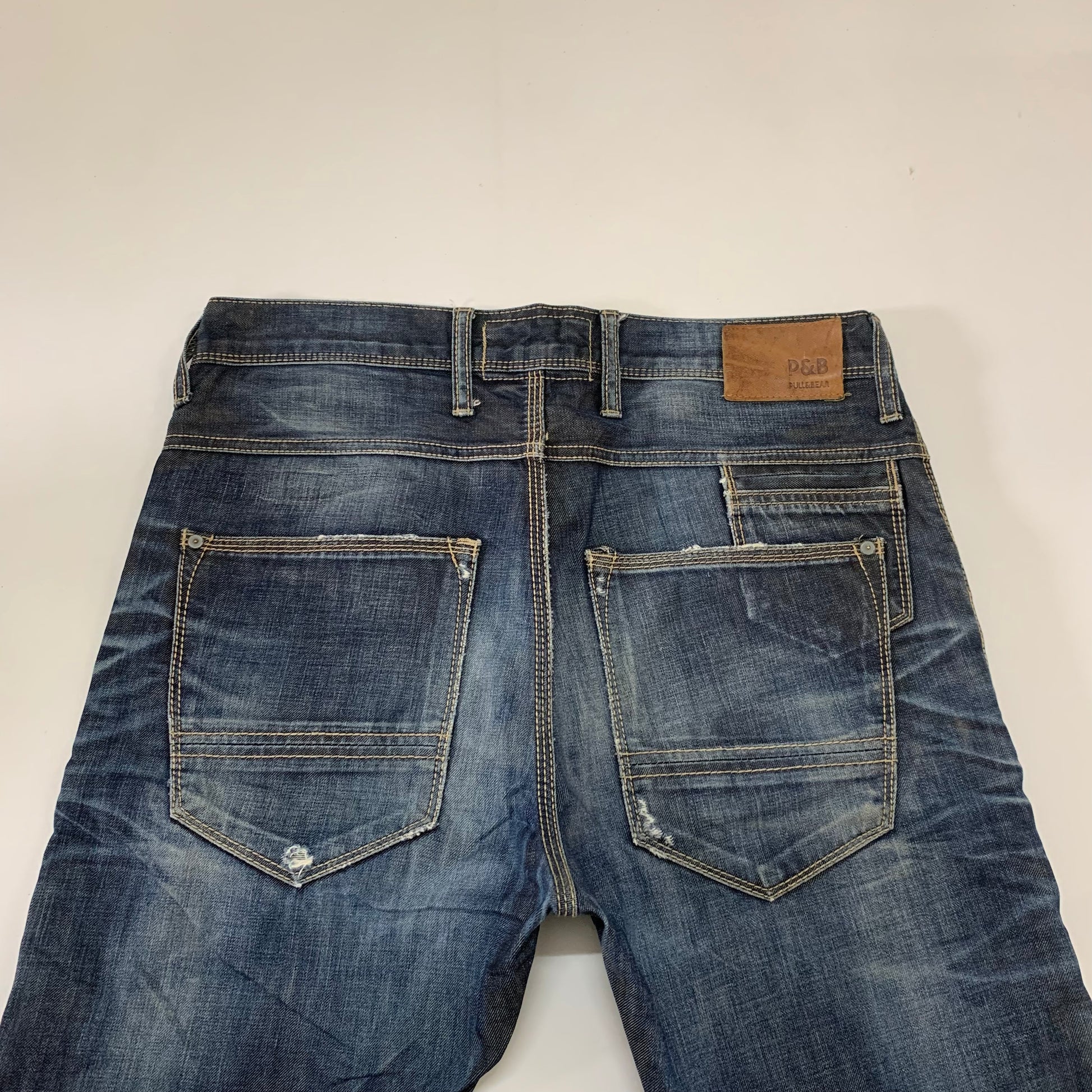 PULL AND BEAR JEANS