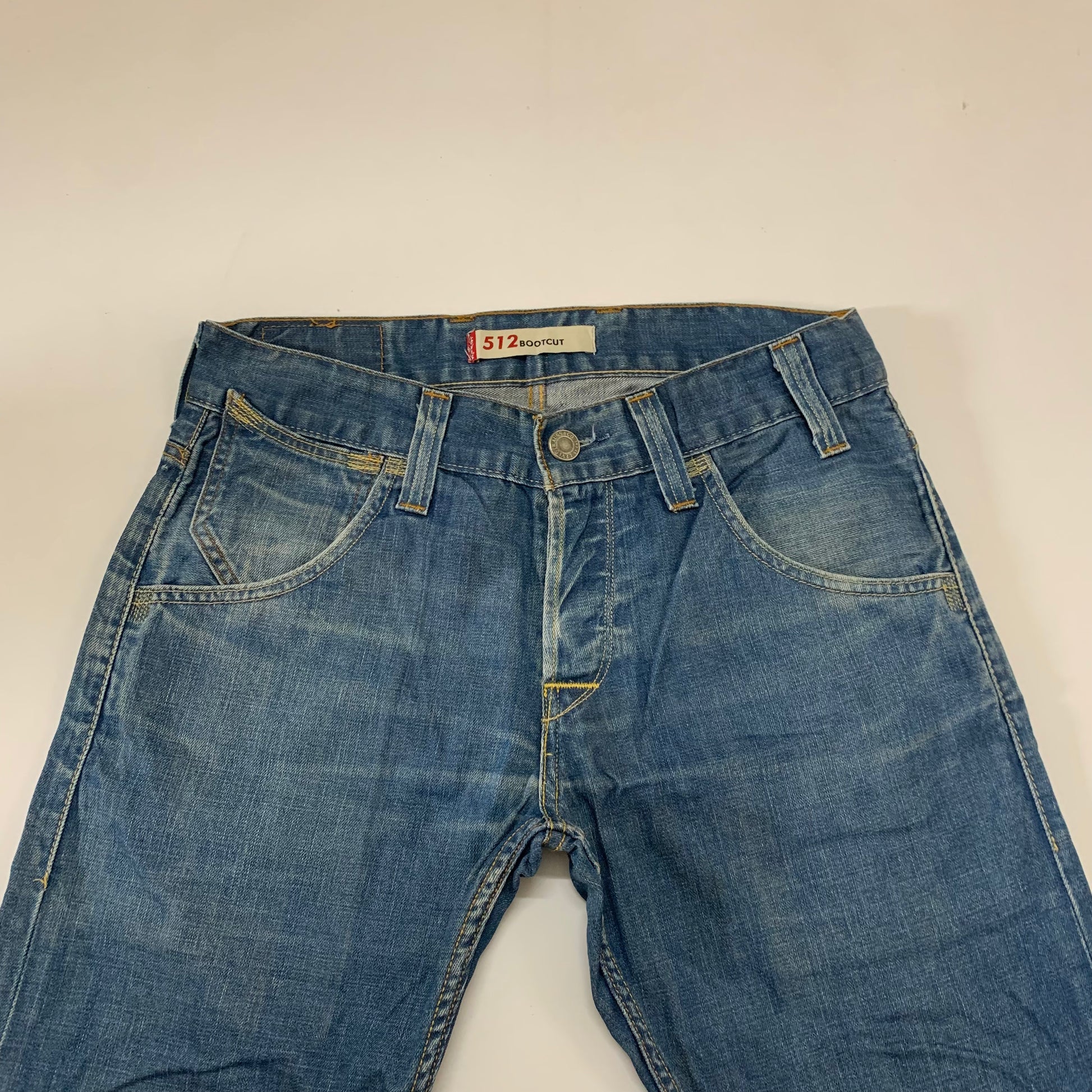 LEVI’s 512 JEANS