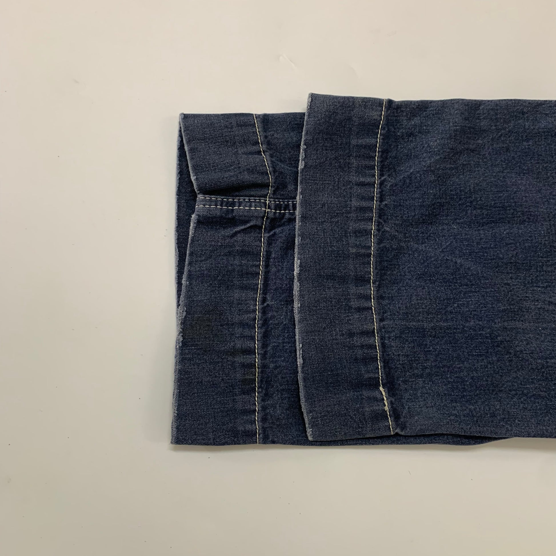 VINTAGE LEVI’s 880