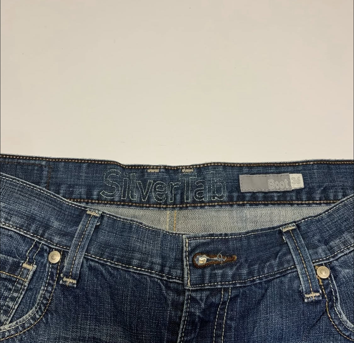 LEVI’s SILVER TAB