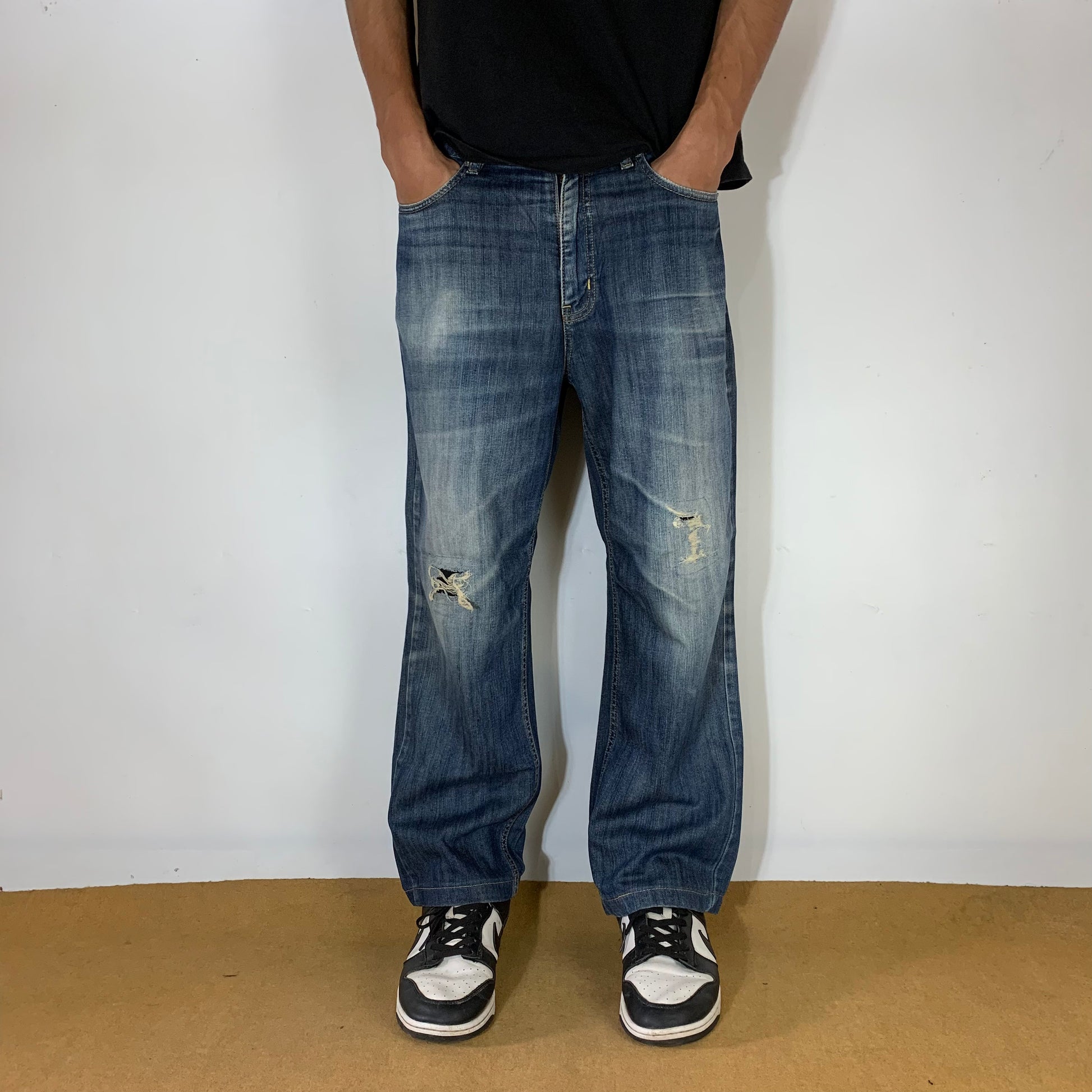 BLUE VTG JEANS