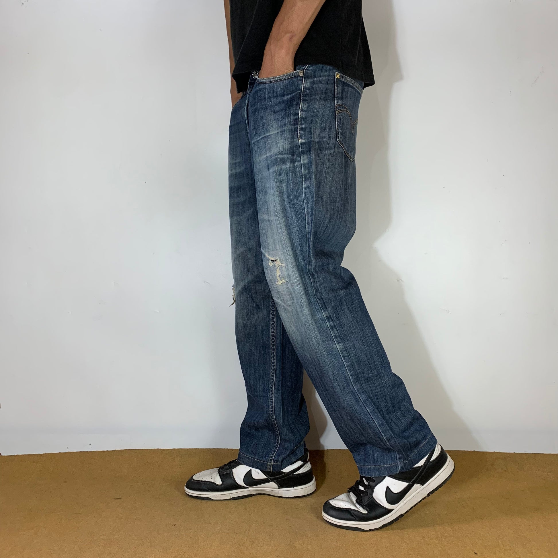 BLUE VTG JEANS